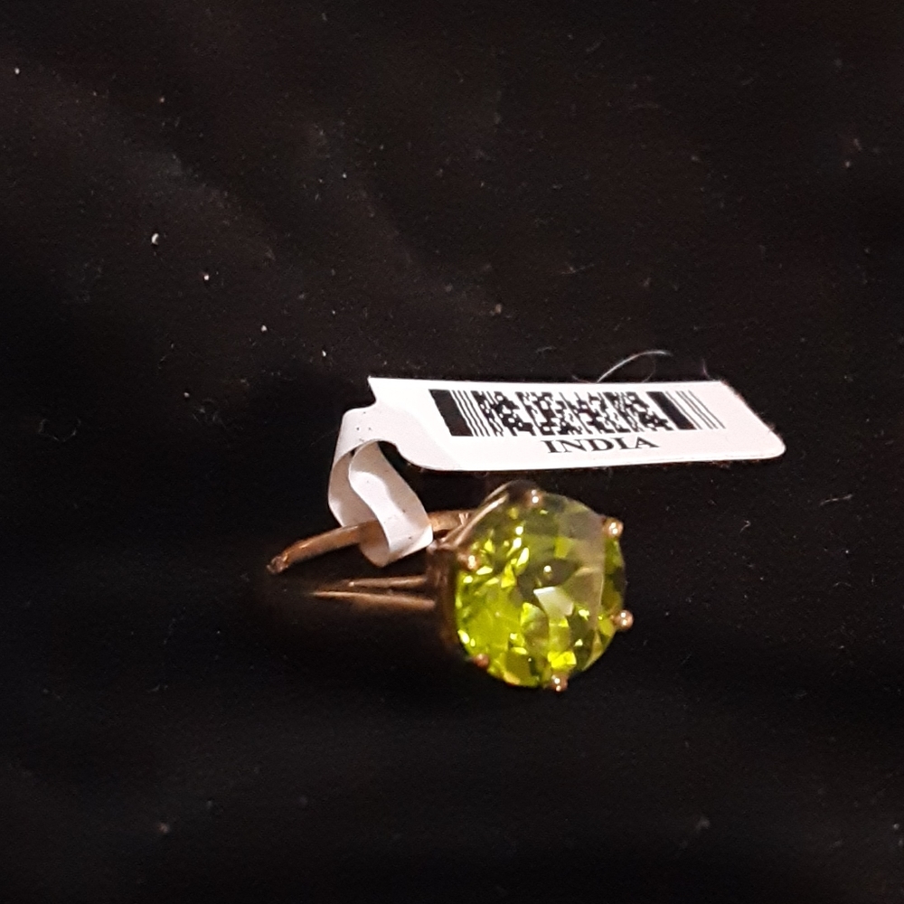 NWT Ring Chrome Diopside Gold